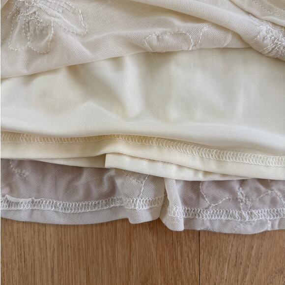 White Fox Mini Dress Beaded Sequins Cowl Neck Between The Lines Size XS Cream - Picture 4 of 8